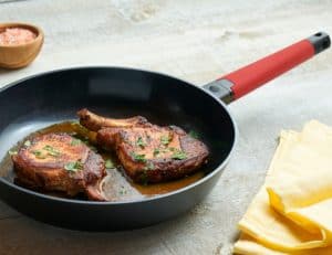 12in skillet lifestyle - red handle