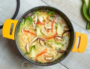 5qt dutch oven lifestyle - butternut grips