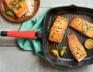 Grill Pan lifestyle - red handle